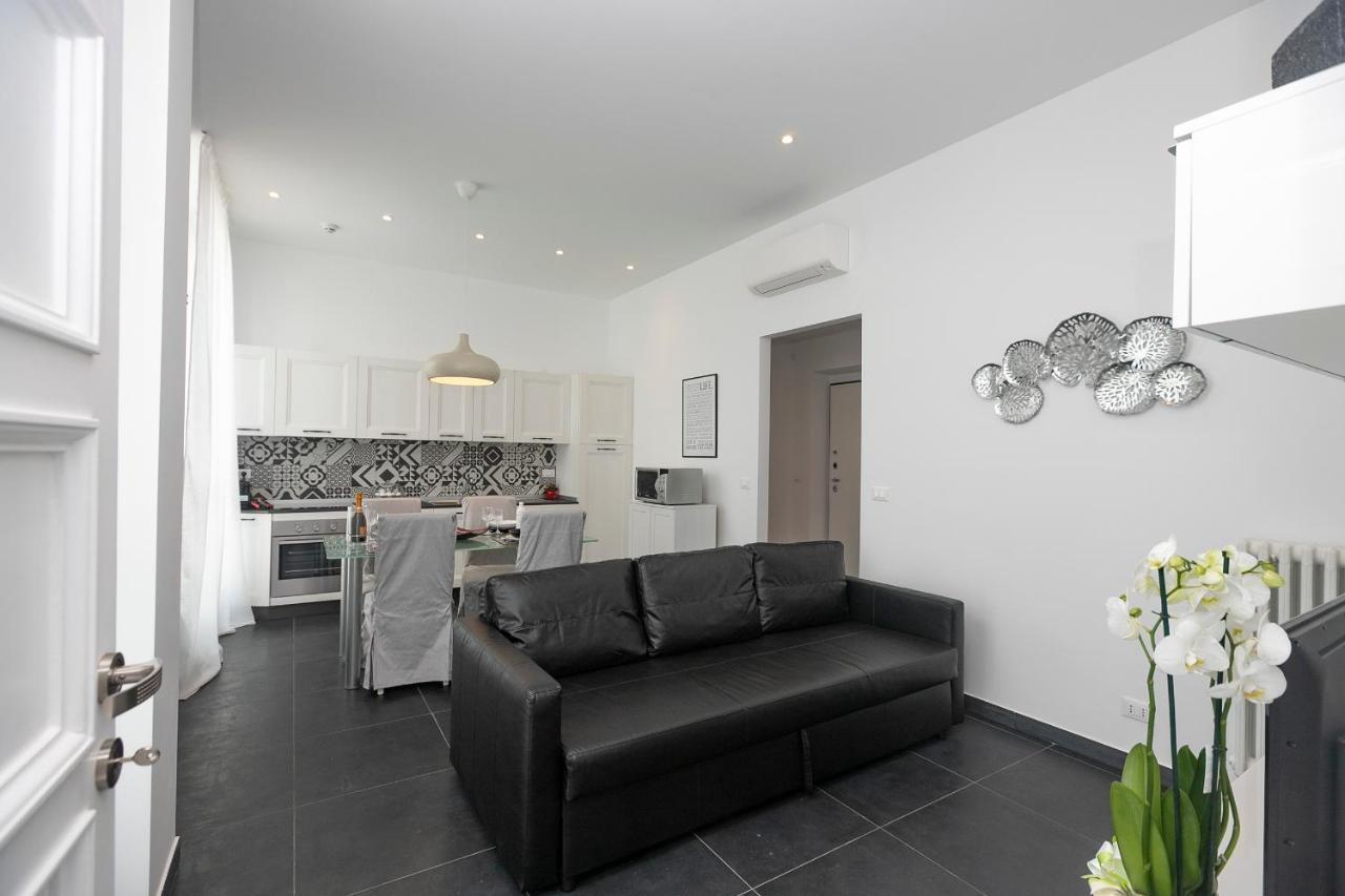 ג'נובה Real Italian Estate - Luxury Black&White מראה חיצוני תמונה